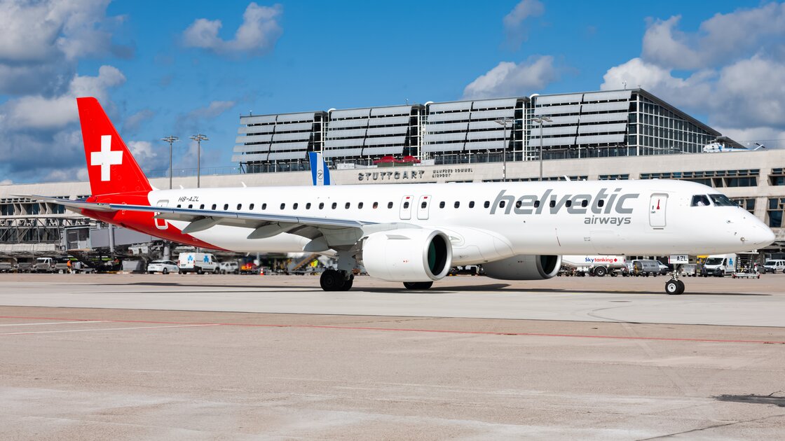 Arrival and Departure - Stuttgart Airport