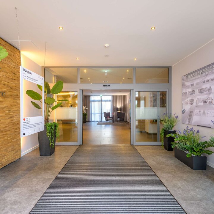 Mercure Hotel Stuttgart Airport Messe Parken www.stuttgart-airport.com